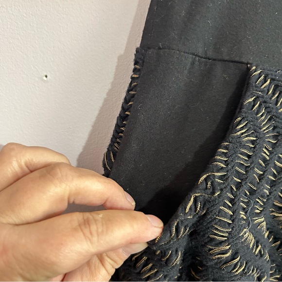 Aimee G Textured Gathered Skirt Small - Picture 5 of 8